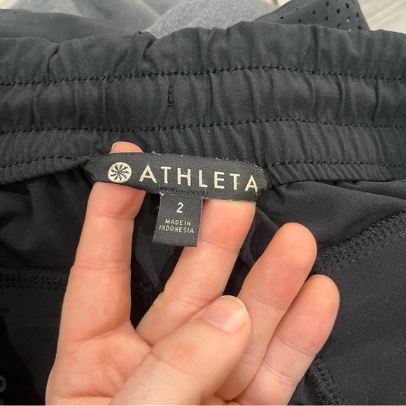 Athleta Baja Short 2.0 Laser Cut Shorts Lightweight Drawstring Zipper Shorts 2 - Picture 7 of 10